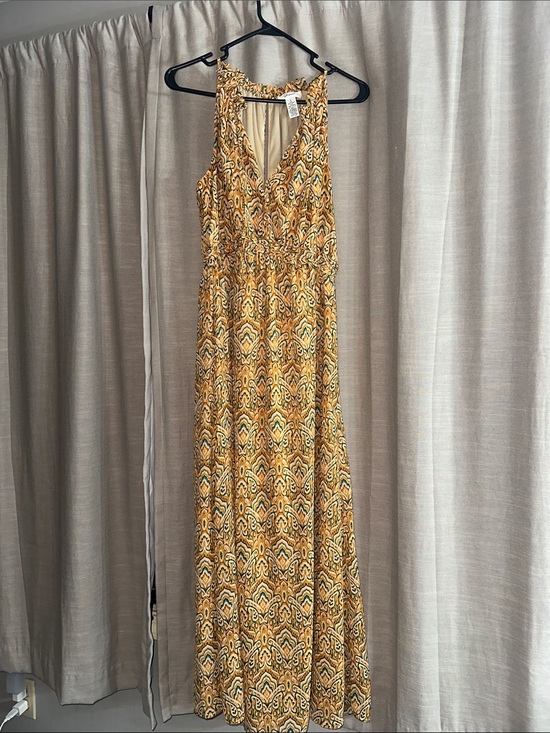 Dresses & Skirts - Sleeveless Yellow Patterned Maxi Dress